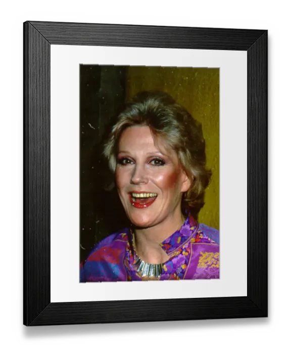 Framed Print : Photo of Dusty Springfield