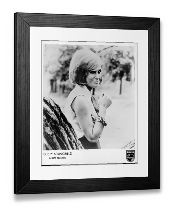 Framed Print : Photo of Dusty Springfield