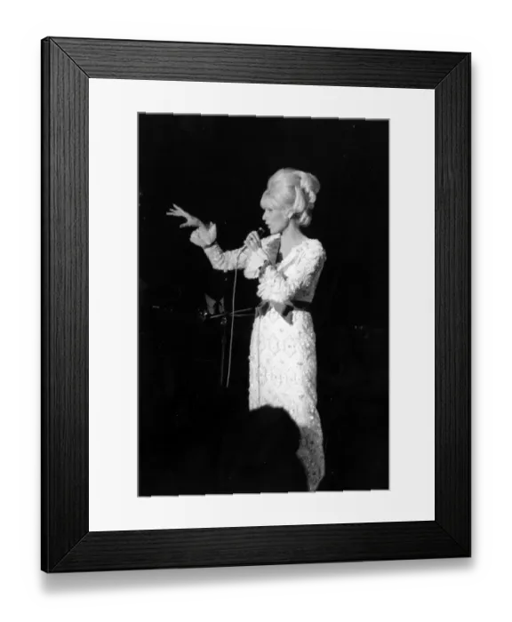 Framed Print : Photo of Dusty Springfield