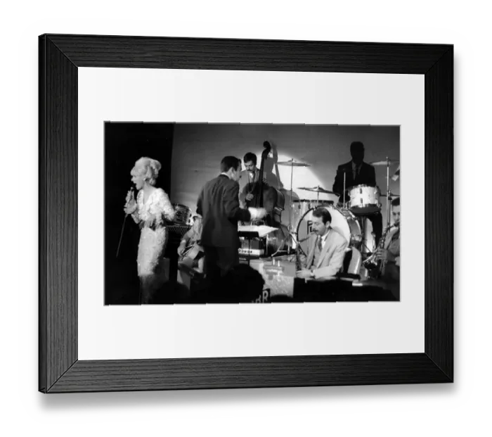 Framed Print : Photo of Dusty Springfield Framed Print : Photo of Dusty Springfield
