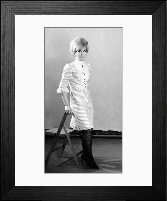 Framed Print : Photo of Dusty Springfield
