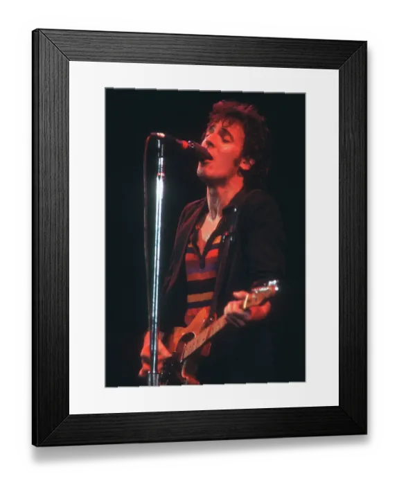 Framed Print : Photo of Bruce Springsteen Framed Print : Photo of Bruce Springsteen