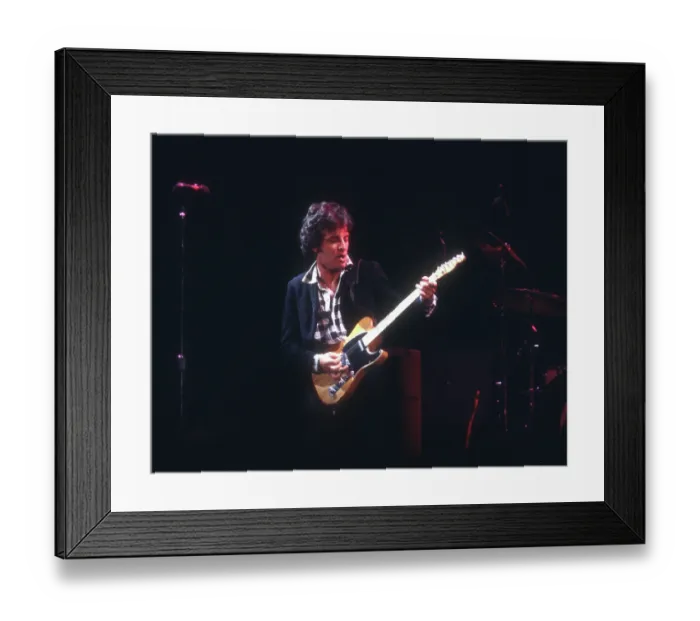 Framed Print : Photo of Bruce Springsteen Framed Print : Photo of Bruce Springsteen