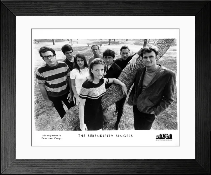 Framed Print : Photo of Serendipity Singers Framed Print : Photo of Serendipity Singers