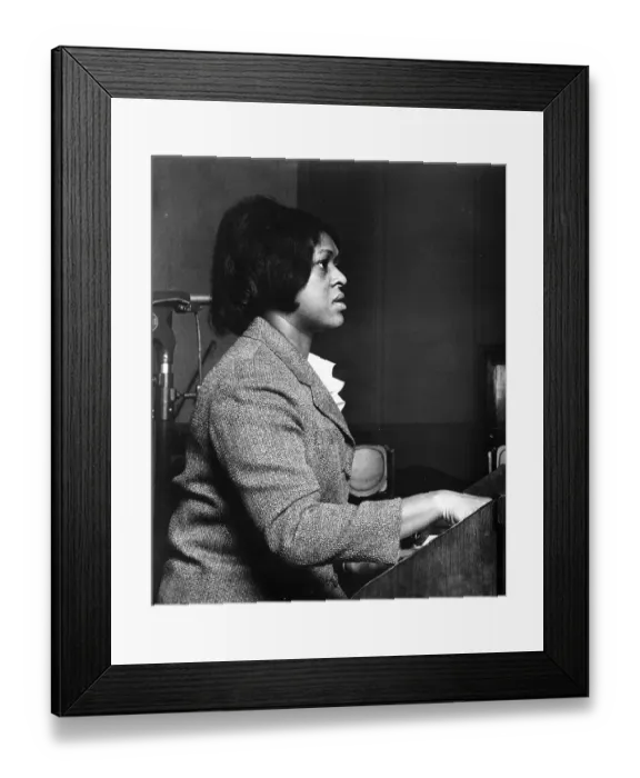 Framed Print : Photo of Shirley Scott Framed Print : Photo of Shirley Scott