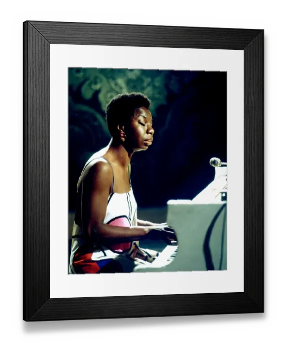 Framed Print : Photo of Nina Simone Framed Print : Photo of Nina Simone