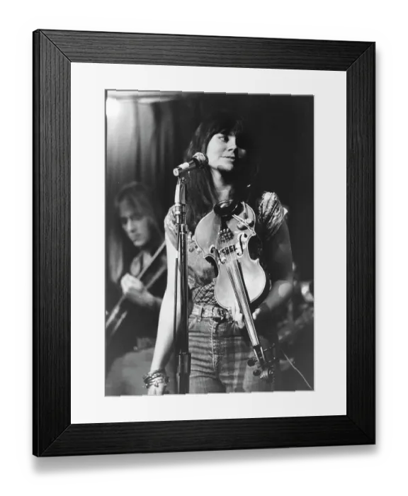 Framed Print : Photo of Linda Ronstadt Framed Print : Photo of Linda Ronstadt