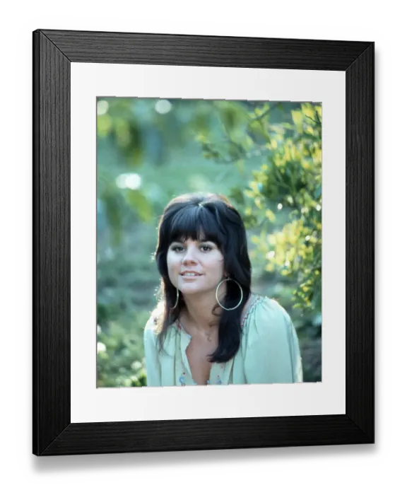 Framed Print : Photo of Linda Ronstadt Framed Print : Photo of Linda Ronstadt