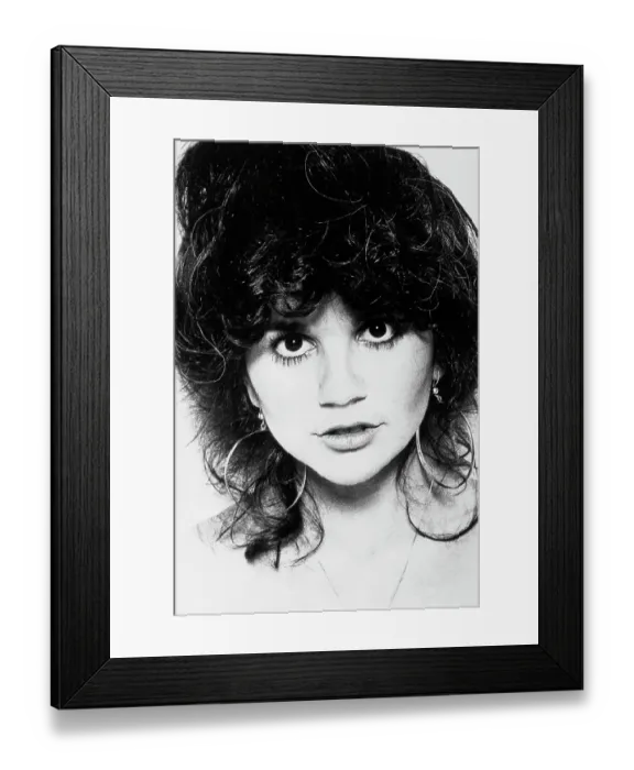 Framed Print : Photo of Linda Ronstadt Framed Print : Photo of Linda Ronstadt