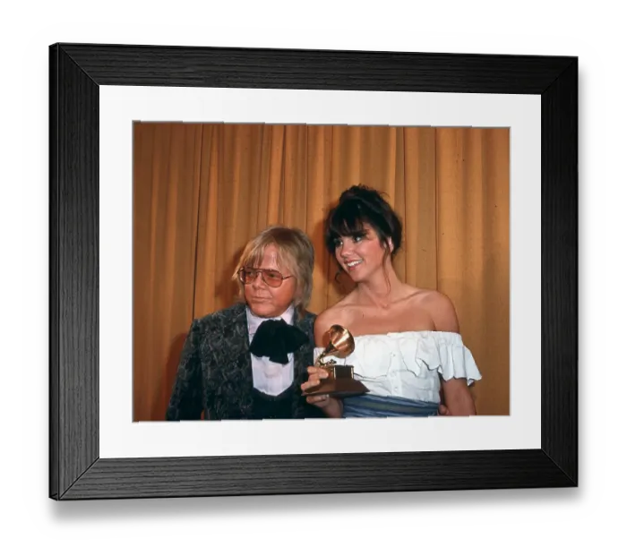 Framed Print : Photo of Linda Ronstadt Framed Print : Photo of Linda Ronstadt
