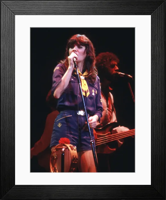 Framed Print : Photo of Linda Ronstadt Framed Print : Photo of Linda Ronstadt