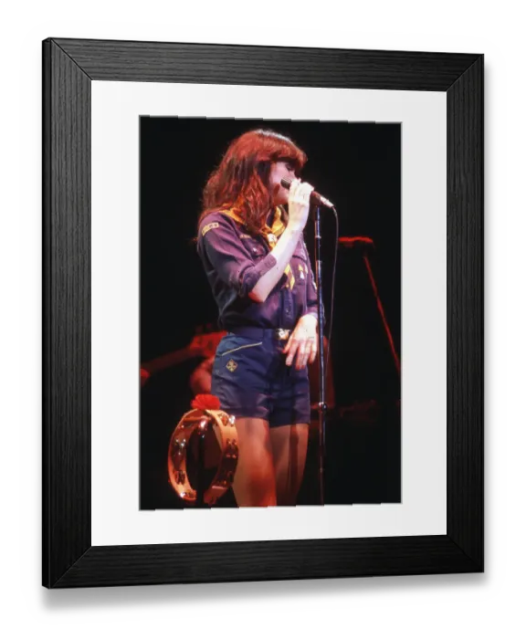 Framed Print : Photo of Linda Ronstadt