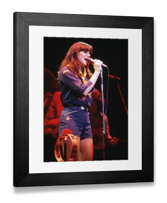 Framed Print : Photo of Linda Ronstadt Framed Print : Photo of Linda Ronstadt