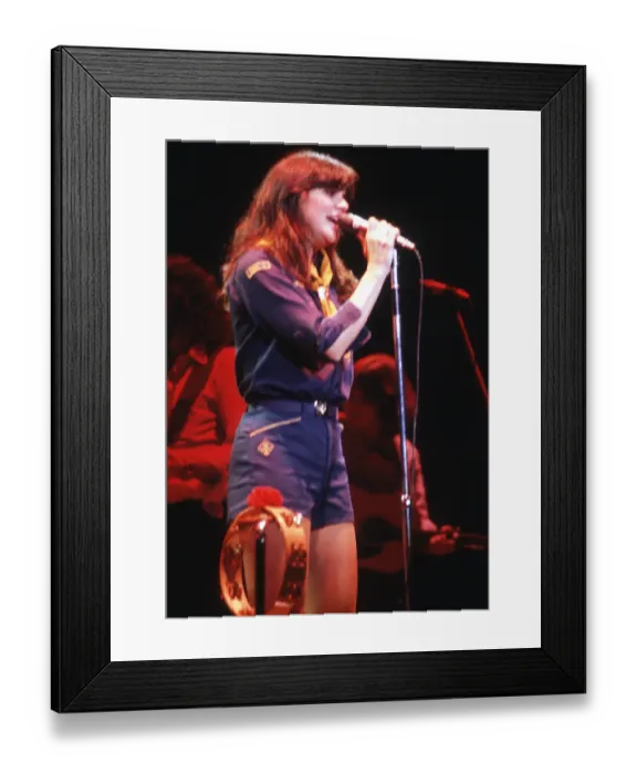 Framed Print : Photo of Linda Ronstadt Framed Print : Photo of Linda Ronstadt