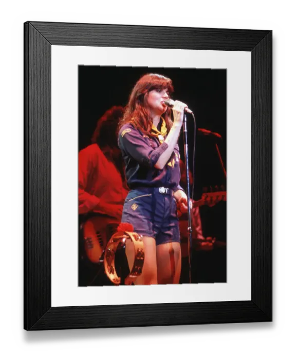 Framed Print : Photo of Linda Ronstadt Framed Print : Photo of Linda Ronstadt