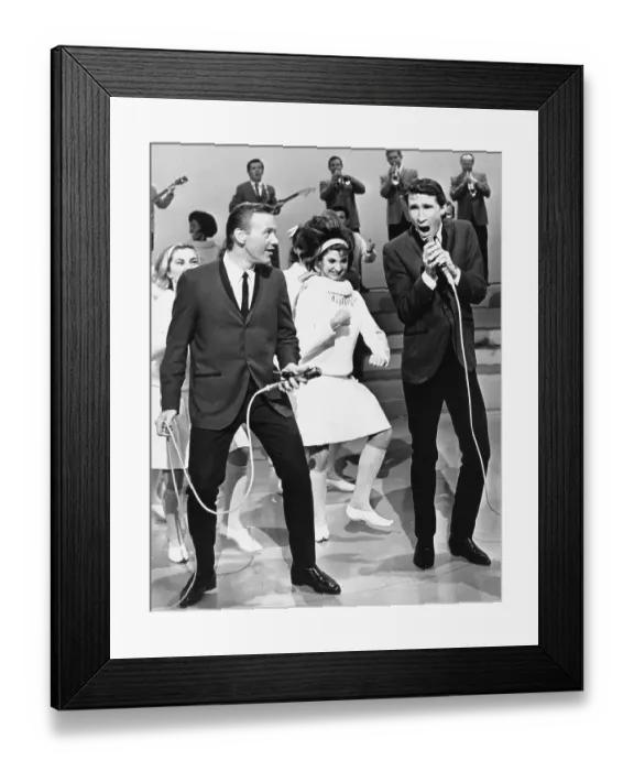 Framed Print : Photo of Righteous Brothers Framed Print : Photo of Righteous Brothers