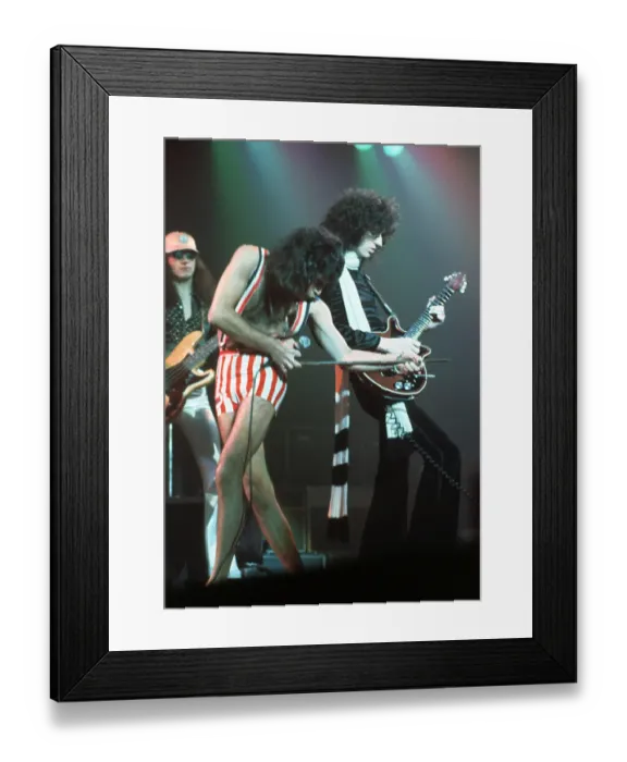 Framed Print : Photo of Queen