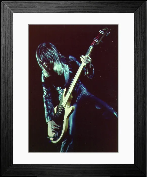 Framed Print : Photo of Suzi Quatro Framed Print : Photo of Suzi Quatro