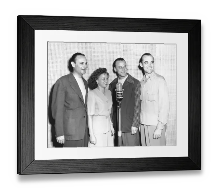 Framed Print : Photo of Pied Pipers Framed Print : Photo of Pied Pipers