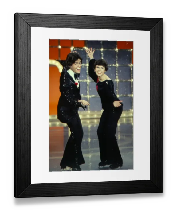 Framed Print : Photo of Donny & Marie Osmond Framed Print : Photo of Donny & Marie Osmond