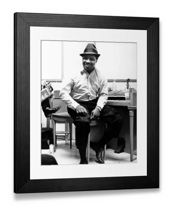 Framed Print : Photo of Odom Little Andrew Framed Print : Photo of Odom Little Andrew