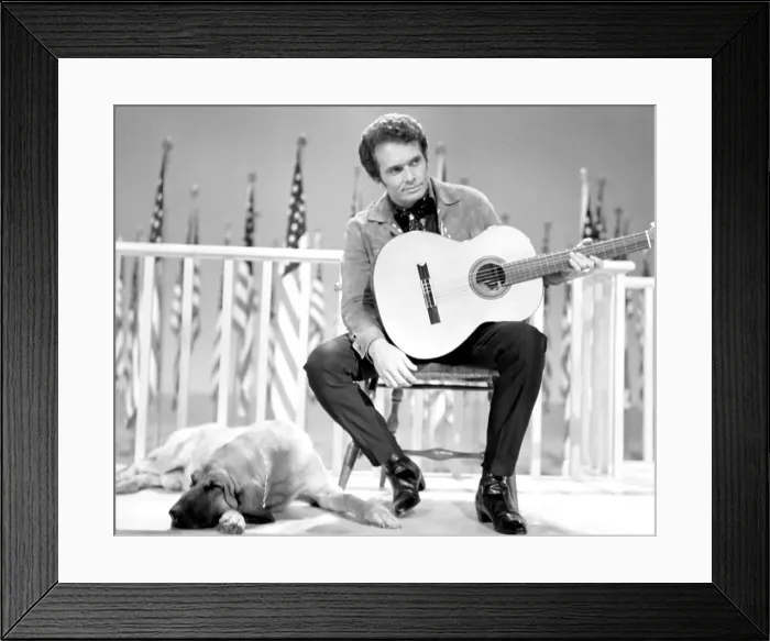Framed Print : Photo of Merle Haggard Framed Print : Photo of Merle Haggard
