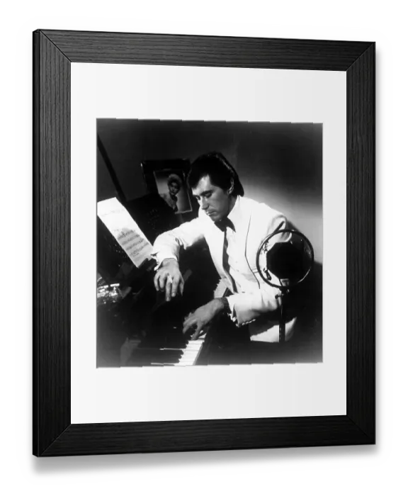 Framed Print : Photo of Bryan Ferry Framed Print : Photo of Bryan Ferry