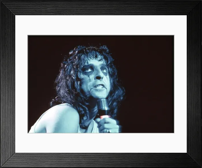 Framed Print : Photo of Alice Cooper Framed Print : Photo of Alice Cooper