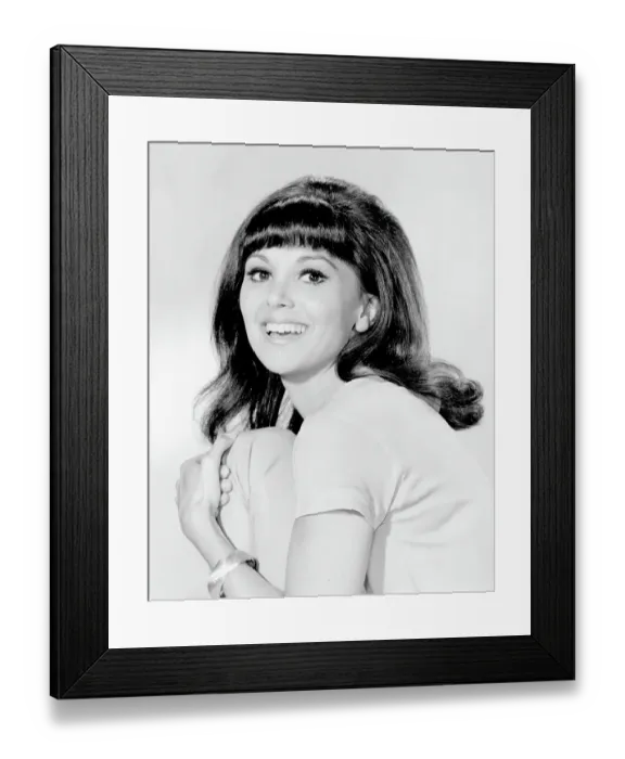 Framed Print : Photo of Marlo Thomas Framed Print : Photo of Marlo Thomas