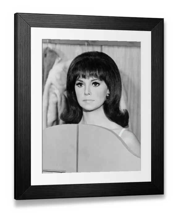 Framed Print : Photo of Marlo Thomas Framed Print : Photo of Marlo Thomas
