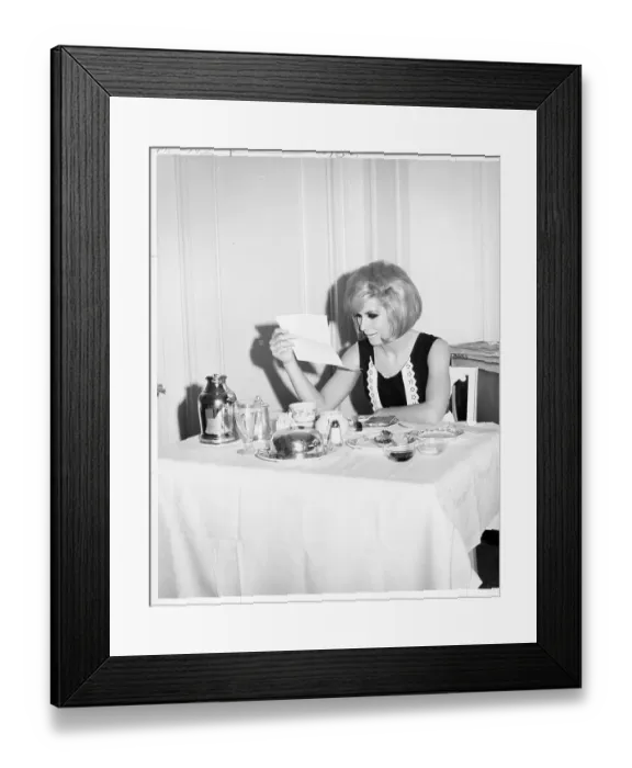 Framed Print : Photo of Dusty Springfield