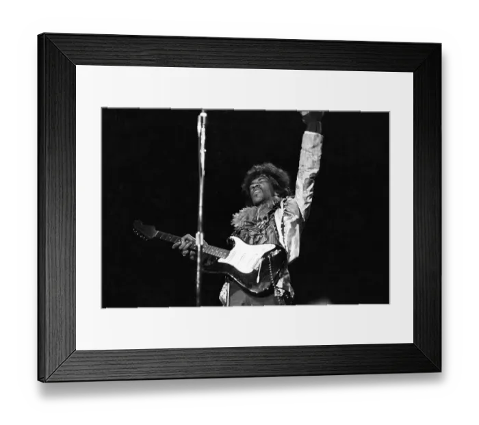 Framed Print : Jimi Hendrix Framed Print : Jimi Hendrix
