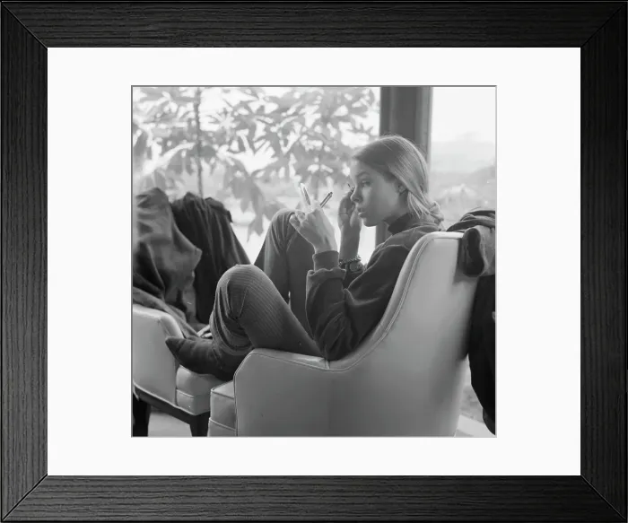Framed Print : Photo of Michelle Phillips Framed Print : Photo of Michelle Phillips