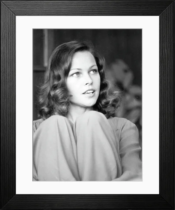 Framed Print : Photo of Michelle Phillips Framed Print : Photo of Michelle Phillips