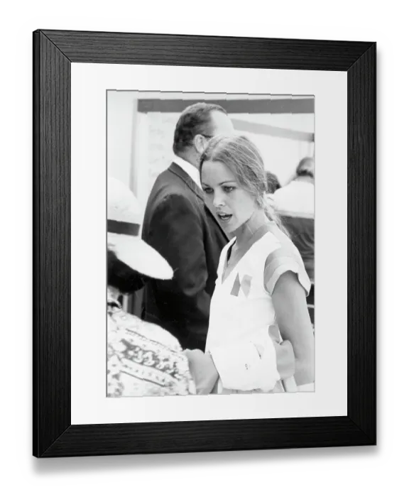 Framed Print : Photo of Michelle Phillips