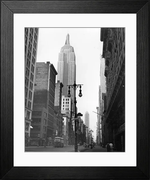 Framed Print : Photo of NY Empire State Building Framed Print : Photo of NY Empire State Building