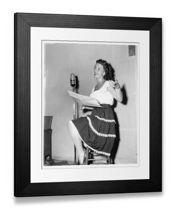 Framed Print : Photo of Ella Mae Morse