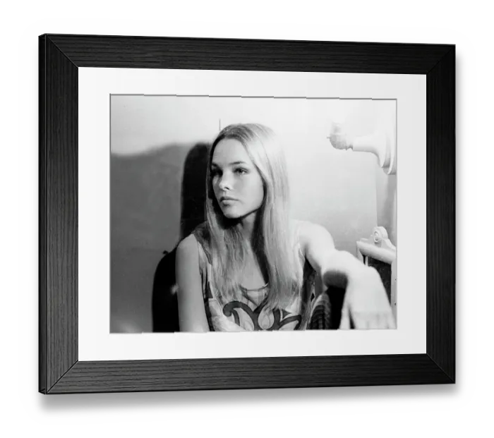 Framed Print : Photo of Michelle Phillips Framed Print : Photo of Michelle Phillips
