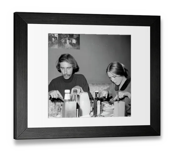 Framed Print : Photo of The Mamas And The Papas Framed Print : Photo of The Mamas And The Papas