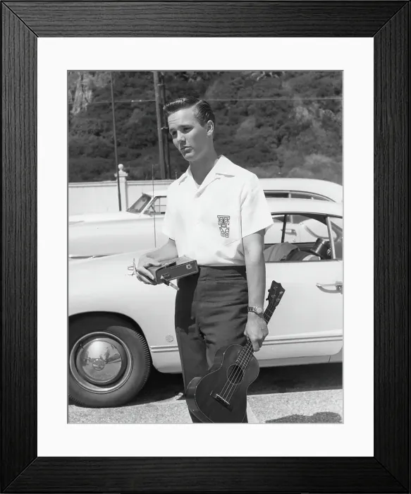 Framed Print : Photo of Robin Luke Framed Print : Photo of Robin Luke