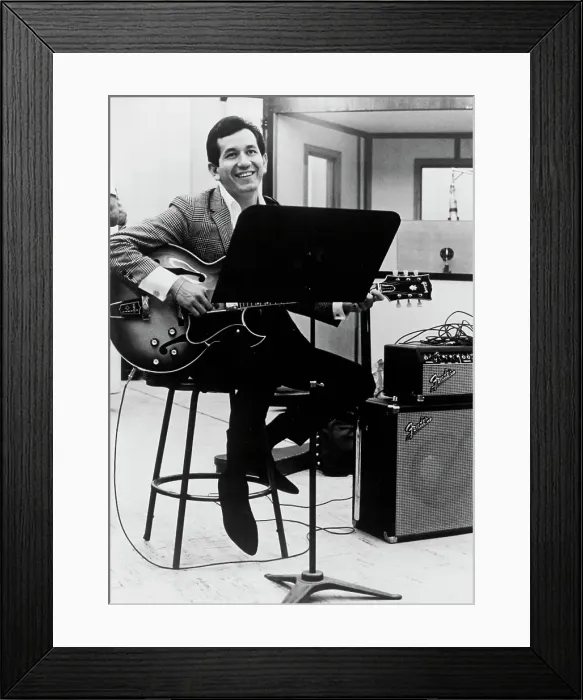 Framed Print : Photo of Trini Lopez Framed Print : Photo of Trini Lopez