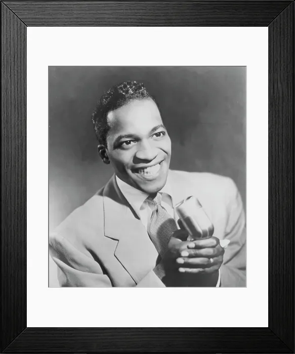 Framed Print : Photo of Bobby Lewis