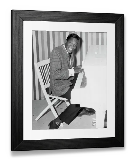 Framed Print : Photo of Bobby Lewis Framed Print : Photo of Bobby Lewis
