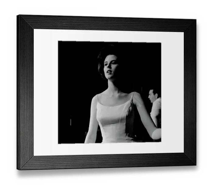 Framed Print : Photo of Linda Gail Lewis Framed Print : Photo of Linda Gail Lewis
