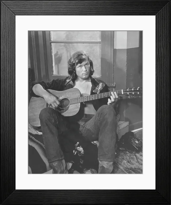 Framed Print : Photo of Kris Kristofferson Framed Print : Photo of Kris Kristofferson