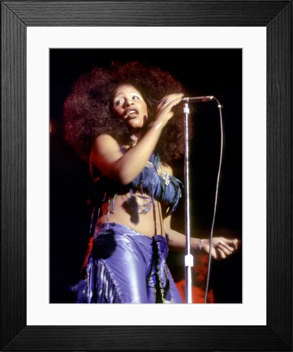 Framed Print : Photo of Chaka Khan Framed Print : Photo of Chaka Khan