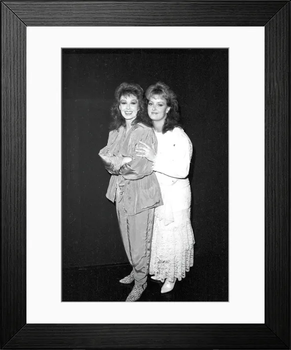 Framed Print : Photo of Judds Framed Print : Photo of Judds