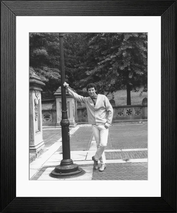 Framed Print : Photo of Tom Jones Framed Print : Photo of Tom Jones