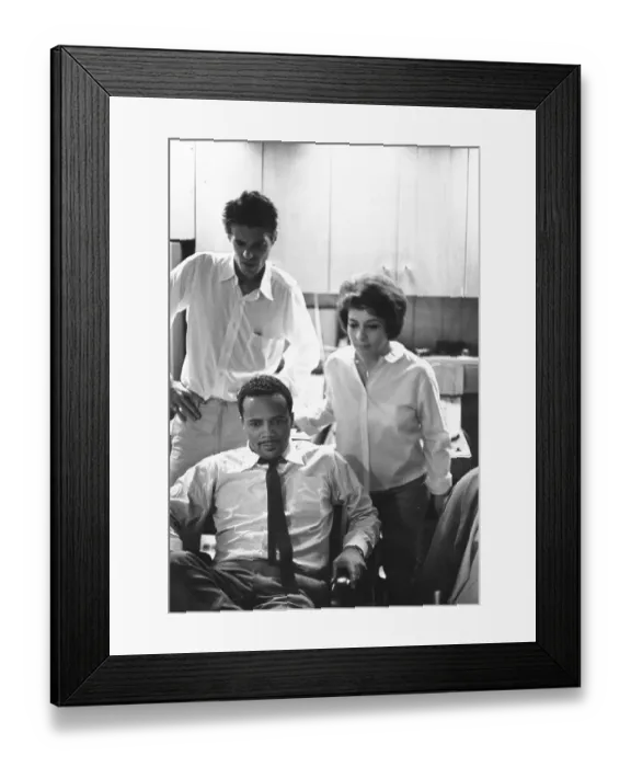 Framed Print : Photo of Quincy Jones Framed Print : Photo of Quincy Jones