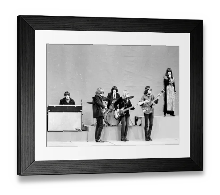 Framed Print : Photo of Jefferson Airplane